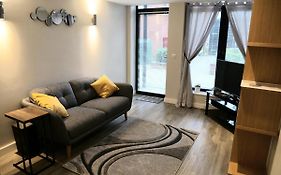 Topaz Properties One Bedroom Executive Apartment Cmk